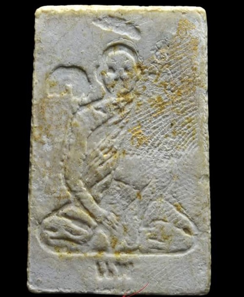 มมเด็จเนื้อผงเกษร108 ปี09 หลังรูปเหมือน หลวงพ่อแพ วัดพิกุลทอง พิมพ์เล็ก ปิดทองในพิมพ์ ทั้งหน้า-หลัง