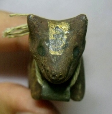 **วัดใจ**วัวธนูเนื้อผงลงสีฝุ่น ตะกรุดผูกคอ จารยันต์**ใช้ป้องกันภัยอันตราย ป้องกันภูตผีปีศาจ เฝ้าบ้าน