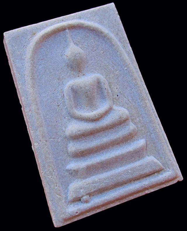 พระสมเด็จชินบัญชร หลังลายเซ็นต์ หลวงพ่อสาคร มนุญโญ วัดหนองกรับ เนื้อผงพุทธคุณสีขาว ปี ๒๕๔๒