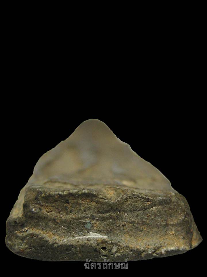 พระลีลานางละเวง กรุเตาทุเรียง