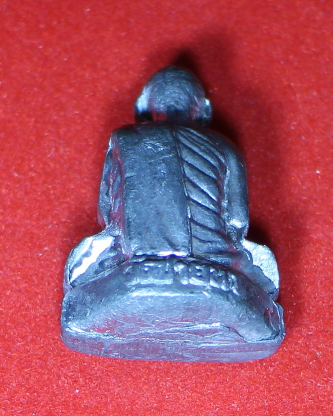 รูปหล่อ หลวงพ่อตัด วัดชายนา เนื้อตะกั่ว