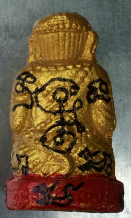 หนุมานหลวงปู่หมุนลงทองจารทั้งตัวฝังตระกรุดทองคำแจกกรรมการ สวยๆครับสร้างน้อยไม่ค่อยพบเจอครับ