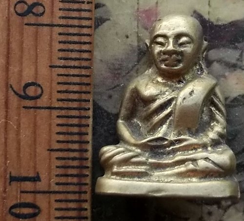วัดใจเริ่ม 10 บาท กับ รูปหล่อหลวงพ่อเงิน…AM764