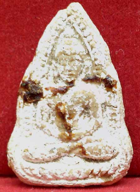 *พิมพ์พุทธชินราช เข่าตุ่ม ผงพุทธคุณ ปี๒๕๑๗..ลพ.เงิน วัดดอนยายหอม*