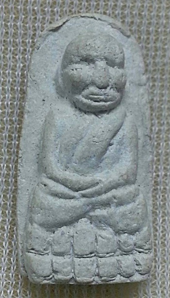 หลวงปู่ทวด รุ่น พระเจ้าห้าพระองค์ ออก วัดสุทัศน์ ปี 2543 เนื้อขาว