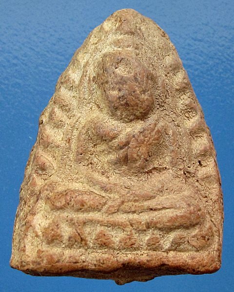 พระหลวงพ่อโต เนื้อดิน พิมพ์เล็ก กรุวัดมหาธาตุ  จ.อยุธยา