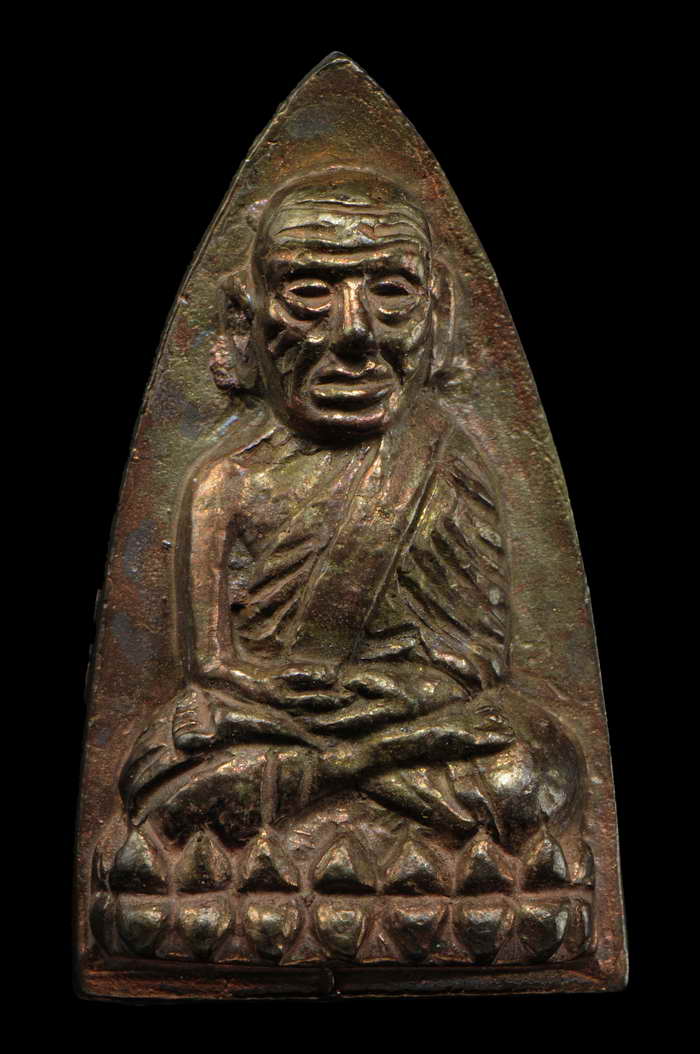 หลวงปู่ทวดสร้าง ร.พ.โคกโพธิ์ปี39 เนื้อนวะแก่เงิน