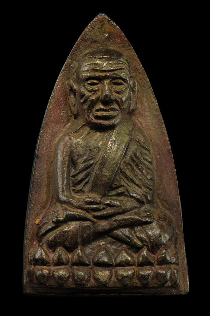 หลวงปู่ทวดสร้าง ร.พ.โคกโพธิ์ปี39 เนื้อนวะแก่เงินองค์ที่2