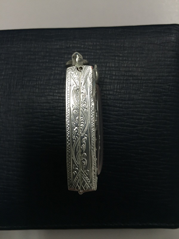 ตลับเงินปิดหลัง สำหรับใส่พระสมเด็จ หลวงปู่หมุน