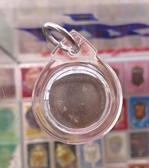 พระเม็ดกระดุม หลวงพ่อสาคร เนื้ออัลปาก้าหลังเรียบ เคาะเดียว