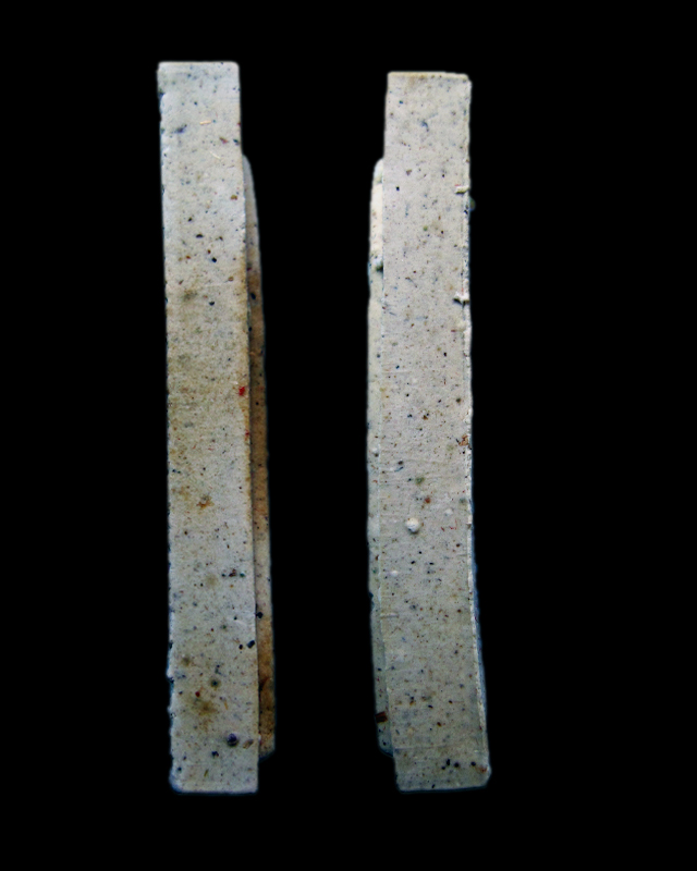 พระสมเด็จชินบัญชร หลังยันต์แดง (รุ่นแรก) หลวงพ่อสาคร มนุญโญ วัดหนองกรับ จ.ระยอง ปี ๒๕๔๙ กล่องเดิม