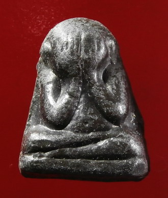 พระปิดตาเนื้อตะกั่วถ้ำชา หลังยันต์นะ หลวงปู่โต๊ะ ปี 2519 มาพร้อมบัตรรับรอง