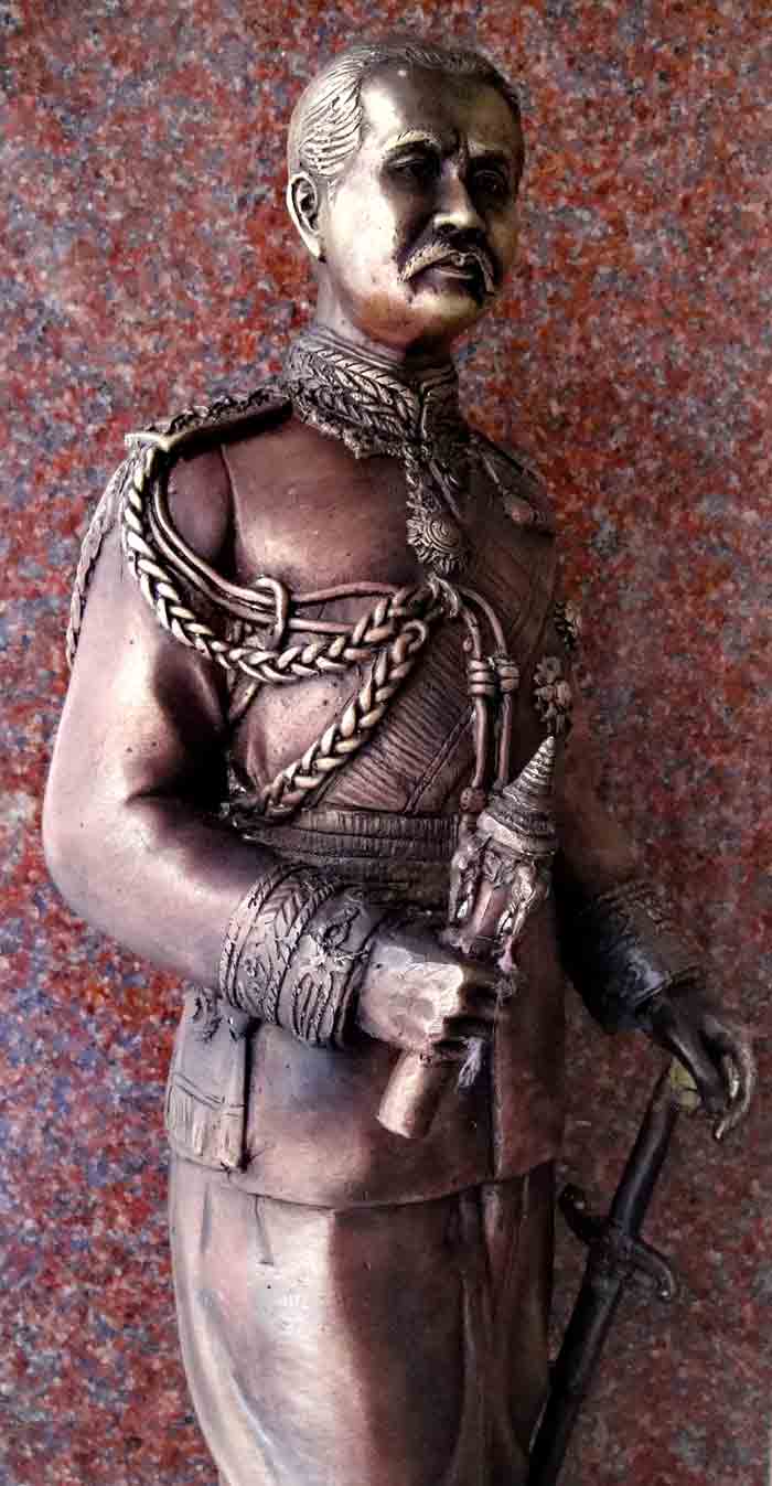 รูปหล่อในหลวงรัชกาลที่ 5 ขนาดบูชา