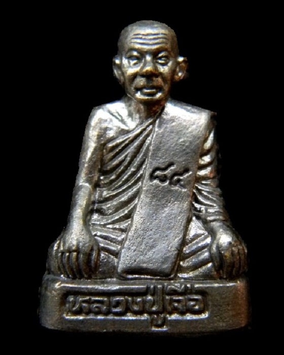 ((( 500 ฿ ))) รูปหล่อเหมือน หลวงปู่เจือ วัดกลางบางแก้ว ( เนื้อโลหะผสม ) หมายเลข ๘๔๔ พร้อมกล่องเดิม 