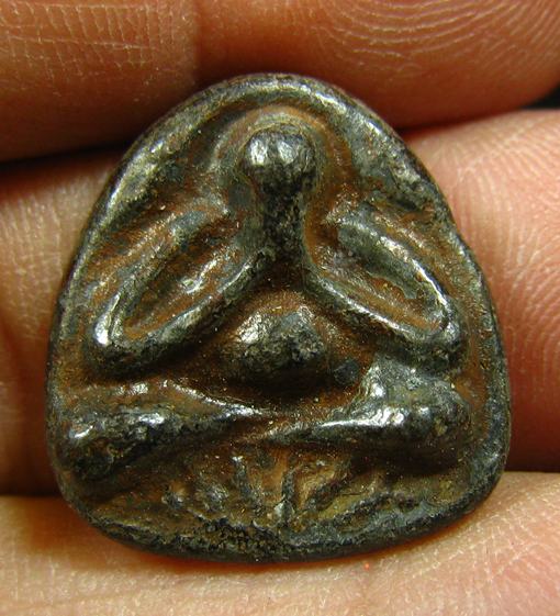 พระปิดตา เนื้อหามวลสารดี สวยไม่ทราบที่ครับ