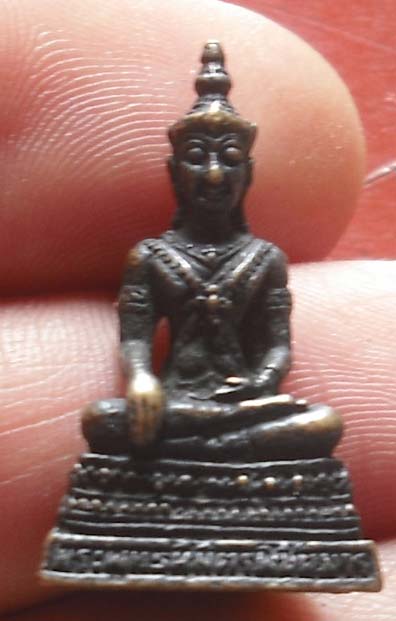 รูปเหมือน พระพุทธนิมิตพิชิตมาร วัดถ้ำเมืองนะ  เนื้อทองเเดง จ เชียงใหม่