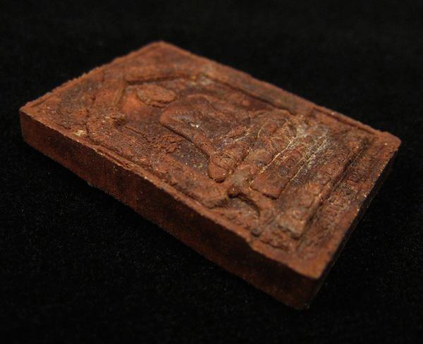 สมเด็จพญาหงษ์ทอง เนื้อเข้มแก่มวลสาร หลวงปู่หมุน หลวงปู่อธิฐานจิตเดี่ยวตลอดไตรมาส 2543 (2)