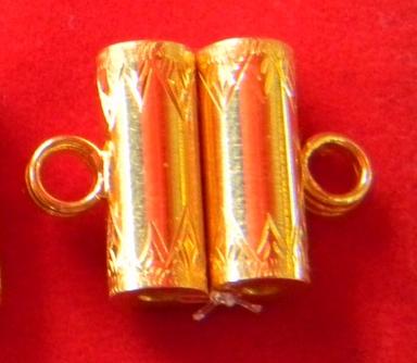 +++เคาะเดียว+++ตะกรุดคู่ทองคำ 90% มีห่วง (สำหรับร้อยสร้อย) ยาวประมาณ 1.3 cm อ้วน 5 มิล 