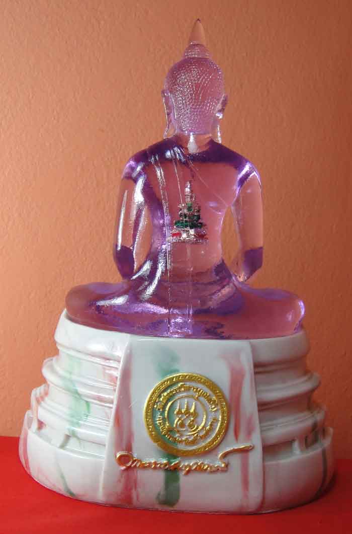 ***พระบูชาพระพุทธโสธร ขนาดหน้าตัก ๕ นิ้ว พระบูชาพระพุทธโสธร ขนาดหน้าตัก ๕ นิ้ว เนื้อเรซิ่นใสสีม่วงพร