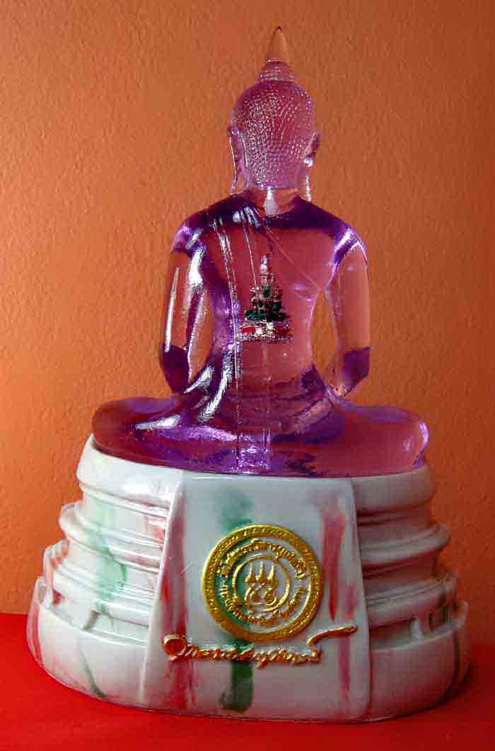 ***พระบูชาพระพุทธโสธร ขนาดหน้าตัก ๕ นิ้ว พระบูชาพระพุทธโสธร ขนาดหน้าตัก ๕ นิ้ว เนื้อเรซิ่นใสสีม่วง พ