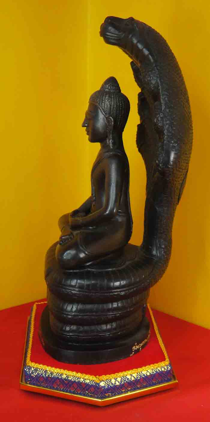 หลวงพ่อนาค วัดจันเสน เนื้อทองแดงรมดำมันปู รุ่นบูรณะพระอุโบสถ ถอด ๒ ชิ้น พระบูชาขนาด ๕ นิ้ว ฐาน 4.5x 