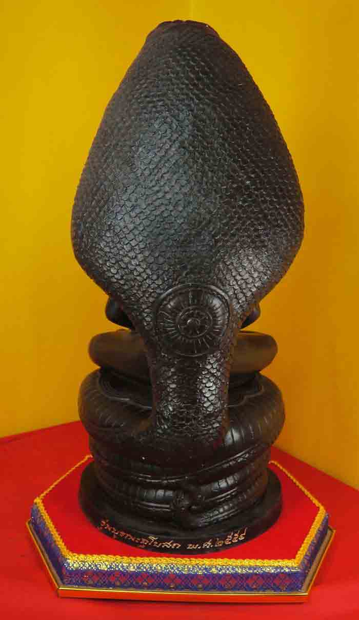 หลวงพ่อนาค วัดจันเสน เนื้อทองแดงรมดำมันปู รุ่นบูรณะพระอุโบสถ ถอด ๒ ชิ้น พระบูชาขนาด ๕ นิ้ว ฐาน 4.5x 