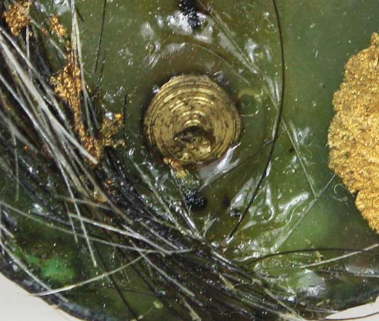 ล๊อคเก็ตฉากสีฟ้า ปี47 หลวงพ่อสาคร วัดหนองกรับ มีจ่าร หลังสมเด็จจิ๋ว เนื้อเหลือง ปี2530 ตะกรุด เกศา