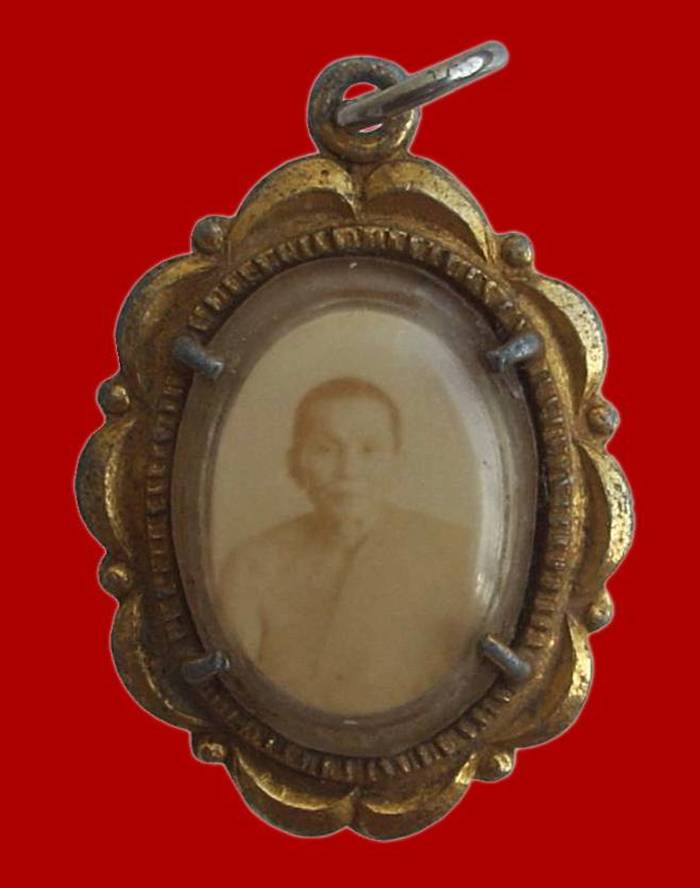 ... ล็อกเก็ต หลังยันต์ ๕ ..... >>> ... หลวงพ่อแช่ม วัดดอนยายหอม จ.นครปฐม ... <<< ..... เก่าฯ ... 