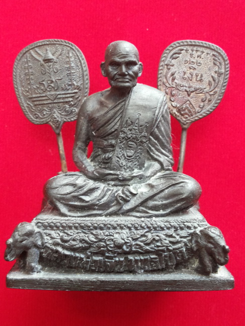รูปหล่อขนาดบูชาหลวงพ่อเงิน พุทธโชติ รุ่นฉลองสะพาน วัดท้ายน้ำ ปี 31  