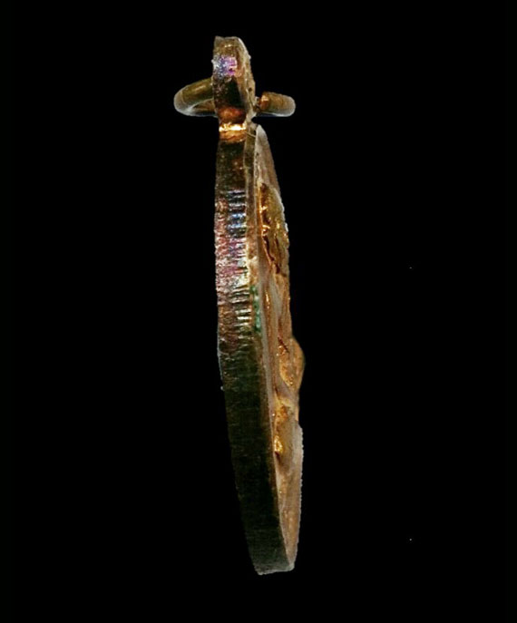 เหรียญรุ่นแรก มนต์พระกาฬ หลวงปู่หมุน วัดบ้านจาน ปี42 จมูกโด่งๆ ผิวไฟแดงๆ ทุกจุด คมชัด 