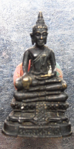 รูปหล่อหลวงพ่อสี่เข่า วัดศวลวครืน ปี20ก้นอุดผง หลวงปู่โต๊ะ และเกจิอีกมากมายร่วมปลุกเสกครับ