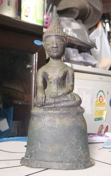 พระบูชาเชียงรุ้ง  3  นิ้ว