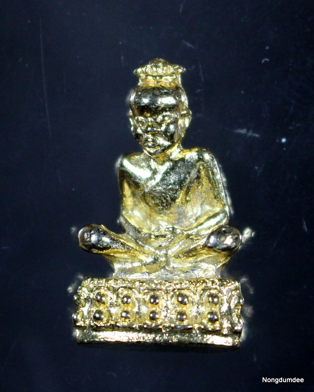 รูปหล่อท่านเซียนแป๊ะโค้ว หัวตะเข้ มีนบุรี หนองจอก