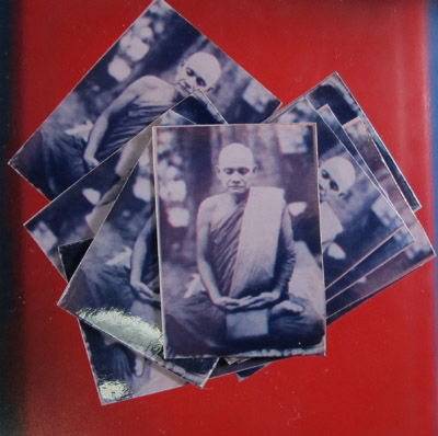 100 ฿ รูปภาพถ่าย หลวงพ่อชา สุภัทโท วัดหนองป่าพง จ.อุบลราชธานี  10 ใบ