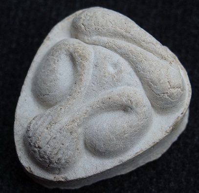 พระปิดตามหาเสน่ห์ หลังยันต์พุทโธ เนื้ออิทธิเจ