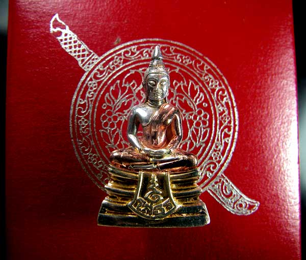 พระพุทธโสธร 80 ปี กรมตำรวจ เนื้อเงินสามกษัตริย์