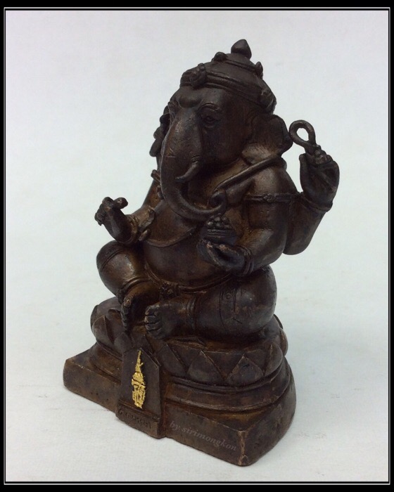 พระพิฆเนศ สธ. เฉลิมพระเกียรติ 50พรรษา และ50ปีคณะโบราณคดี ม.ศิลปากร ปี48 ขนาดบูชา สูง3.5นิ้ว 