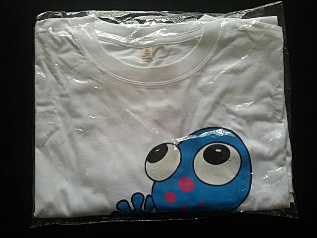 เสื้อรุ่นแรก พระอาจารย์ตุ๊กแก วัดคมบาง อ.เมือง จ.จันทบุรี รุ่นเมตตา ๑ ปี 57