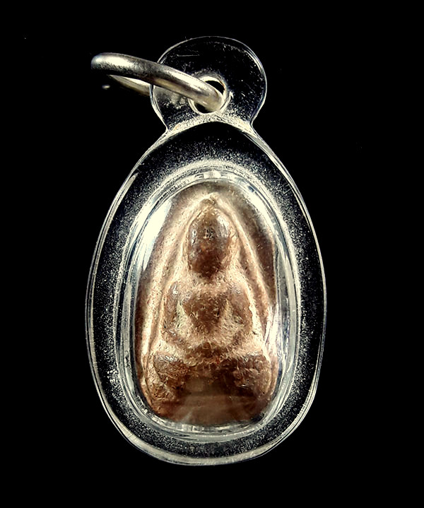 พระเชตุพนเนื้อดิน จ.สุโขทัย