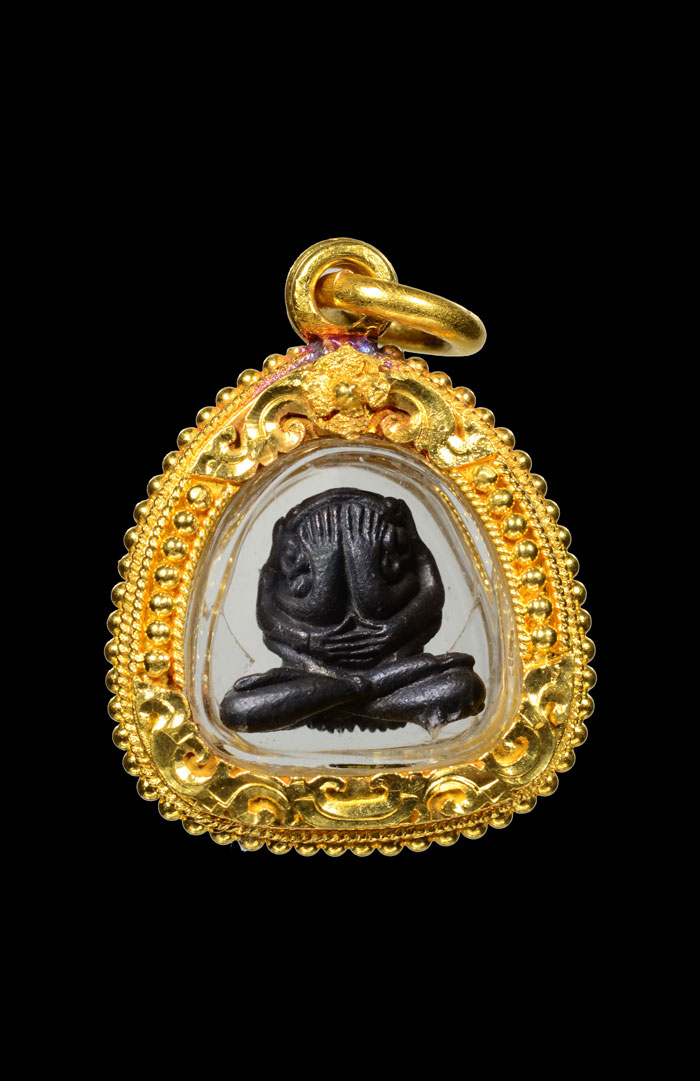 พระปิดตาสารพัดดี หลวงพ่อเกษม เขมโก ปี 2518