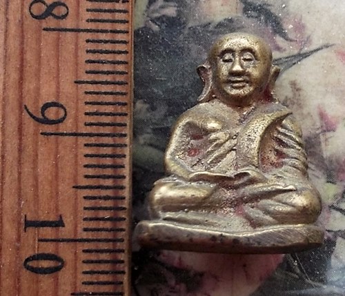 วัดใจเริ่ม 10 บาท กับ รูปหล่อหลวงพ่อเงิน..…AP308