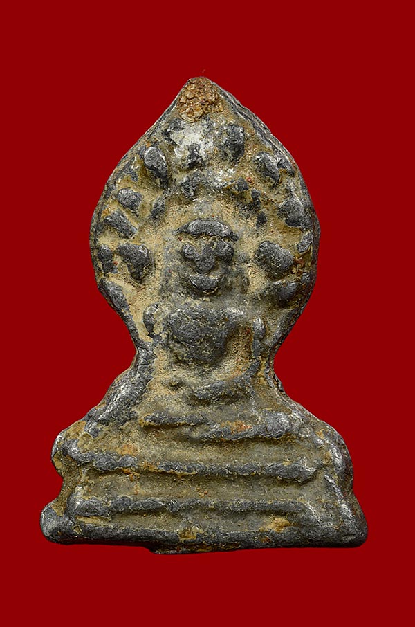 นาคปรกเนื้อชิน ไม่ทราบกรุครับ