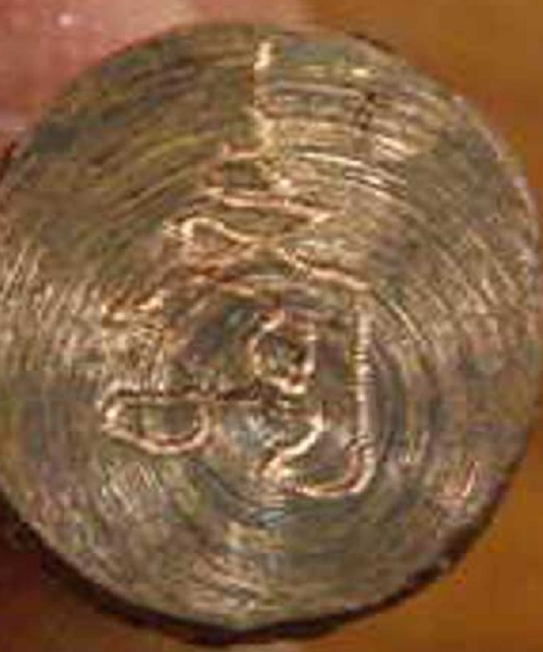 เจ้าแม่กวนอิม หลวงพ่อเปิ่น วัดบางพระ จารใต้ฐาน ปี35 เนื้อนวะโลหะ...เคาะเดียวแดง...