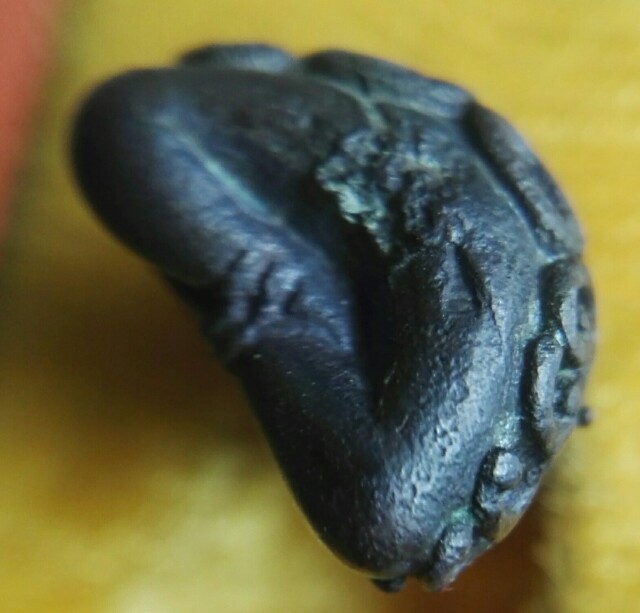 พระปิดตามหาลาภ