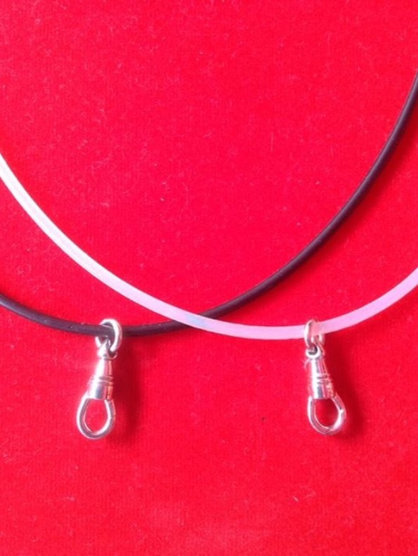 ชุดละ 120 บาท 2 ชุด 220 บาทแจ้งสี ได้เลยครับ 