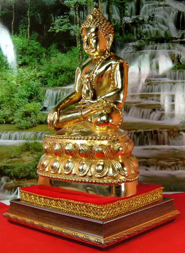 ***พระกริ่งบูชา*** เนื้อทองเหลืองขัดเงา หน้าตัก 5 นิ้ว ฐานกว้าง 7.5 x 5.2 นิ้ว สูง 12 นิ้ว