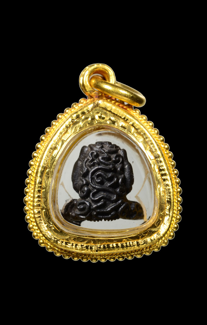 พระปิดตาสารพัดดี หลวงพ่อเกษม เขมโก ปี 2518