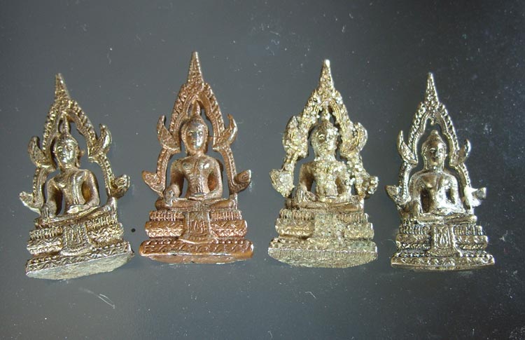 สมเด็จองค์ปฐมวัดโขงขาว หลวงพ่อฤาษีลิงดำ วัดท่าซุง และ ครูบาชัยวงศ์ อธิษฐานจิต มาเป็นชุด 4 องค์