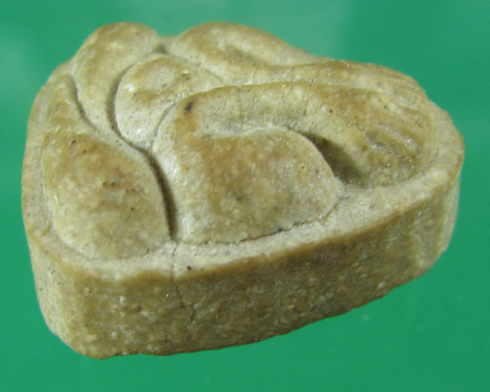 พระปิดตามหาเสนห์ ลป.โต๊ะ เนื้อเกสร ปี18