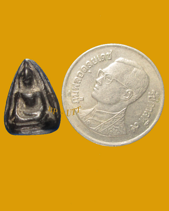 ** สวยๆ พระเม็ดน้อยหน่าหลังยันต์อุ กรุวัดศาลาปูน จ.อยุธยา ( งดงามดุจนางฟ้า ) 